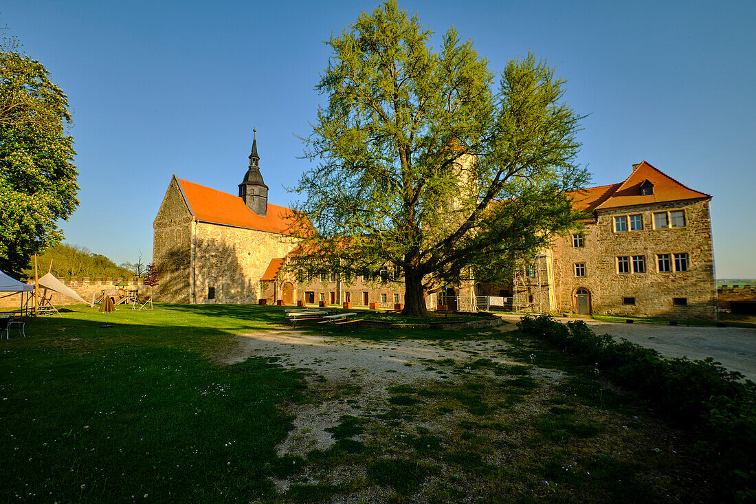 Schloss Goseck, zwischen Naumburg und Weißenfels gelegen, Naturpark Saale-Unstrut-Triasland, Burgenlandkreis, Sachsen-Anhalt, Deutschland