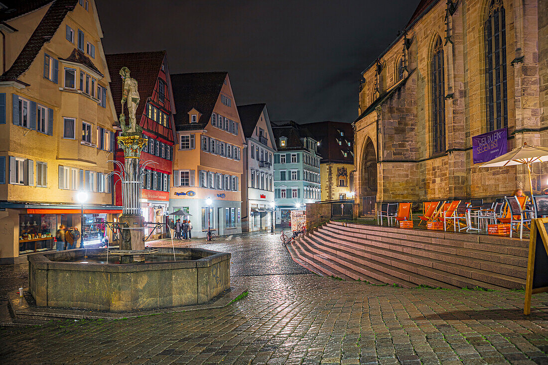 Stadtplatz 'Holzmarkt' bei Nacht, Tübingen, Baden-Württemberg, Deutschland