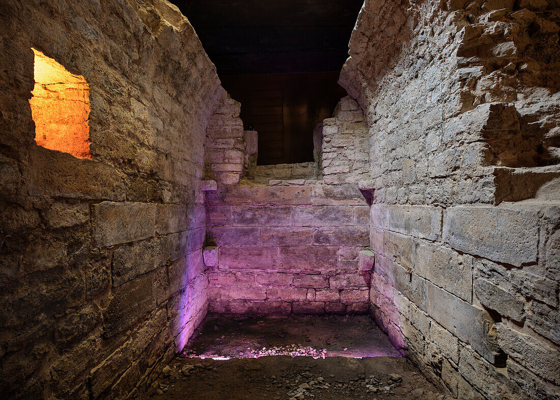 UNESCO Welterbe "Jüdisch-Mittelalterliches Erbe in Erfurt", Mikwe (jüdisches Ritualbad) an der Krämerbrücke, Erfurt, Thüringen, Deutschland