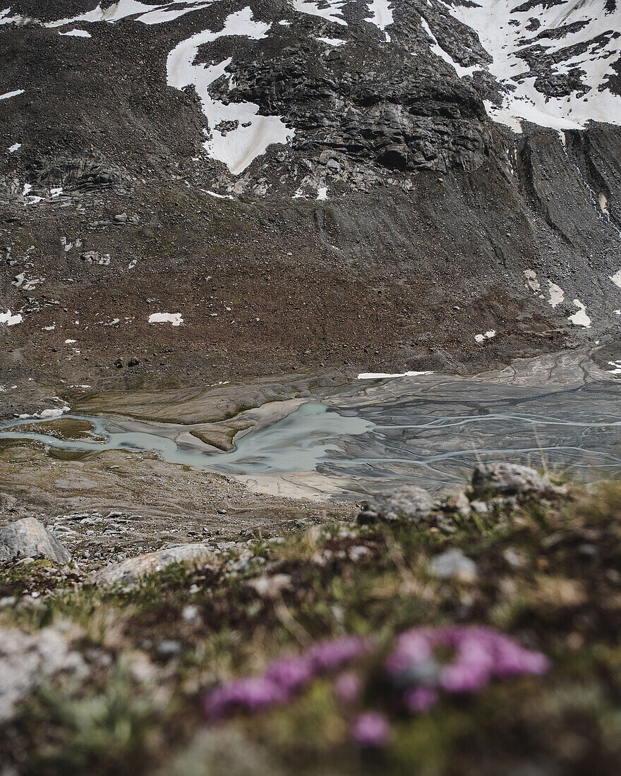 Gletscherfluss nahe der Franz-Senn-Hütte, Neustift im Stubaital, Tirol, Österreich