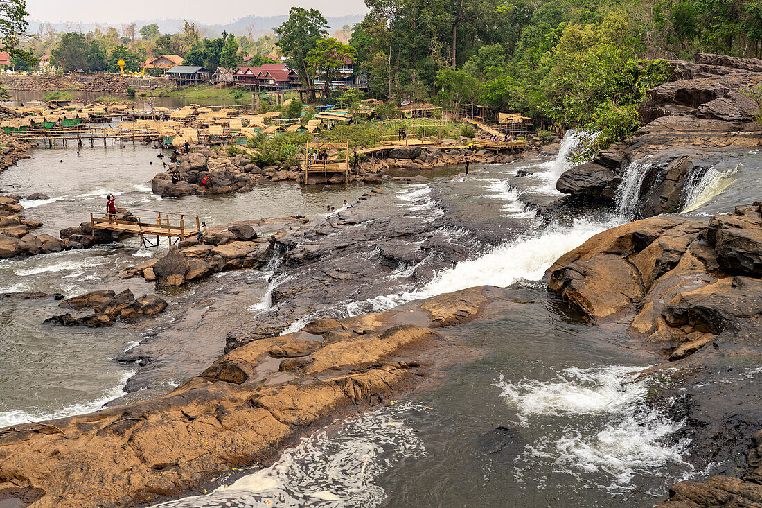 Tad Hang waterfall in Tad Lo village or Ban Saenvang, Bolaven Plateau, Laos, Asia