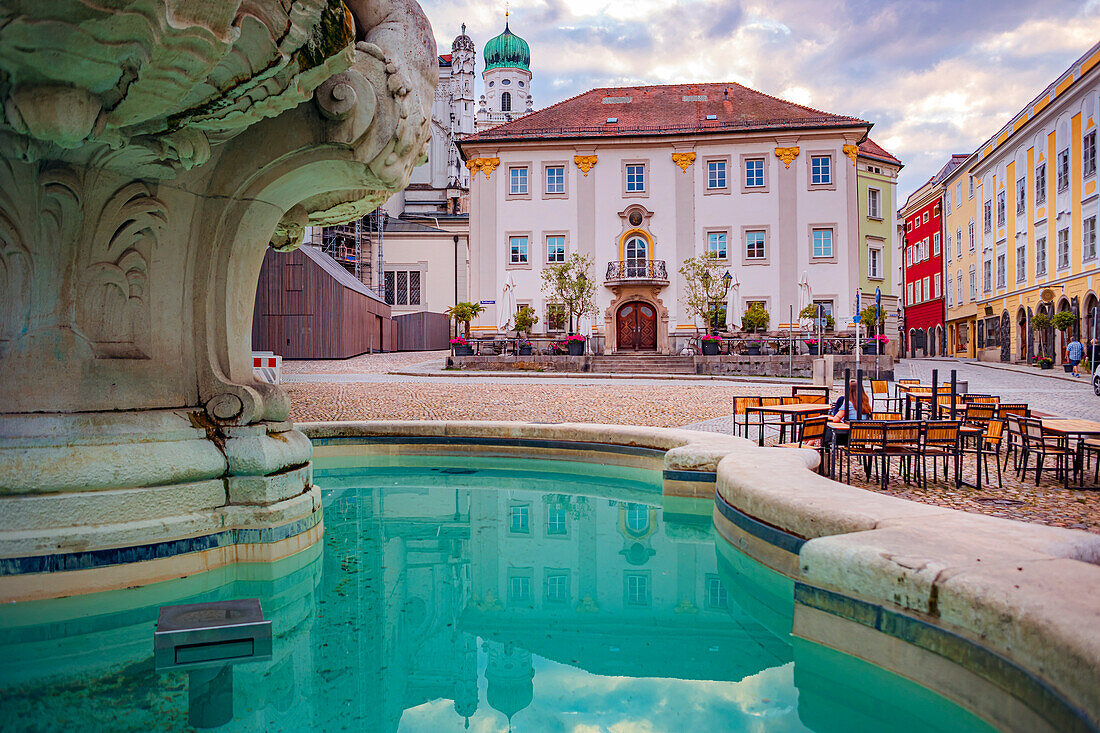 Residenzplatz in Passau, Bayern, Deutschland