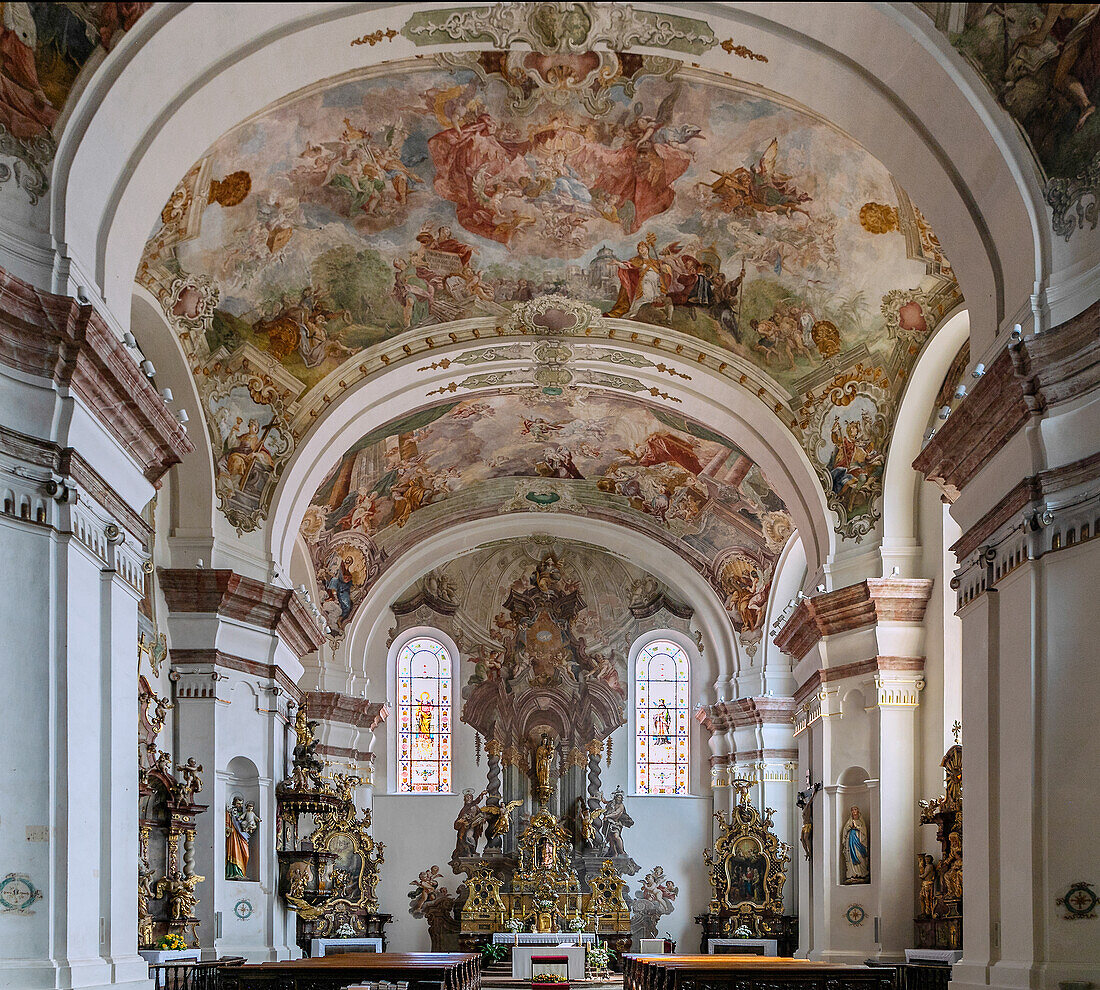 Erzdekanatskirche Mariä Geburt in Domažlice in Westböhmen in Tschechien