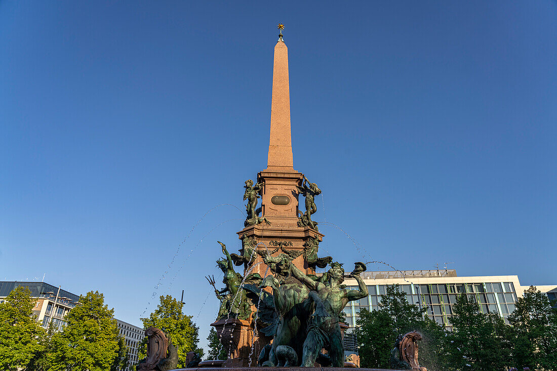 Der Mendebrunnen am Augustusplatz, Leipzig, Sachsen, Deutschland 