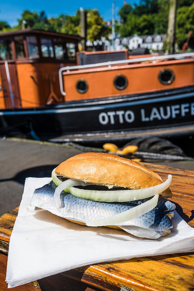 Fish rolls, Övelgönne museum harbor, Othmarschen, Hamburg, Germany