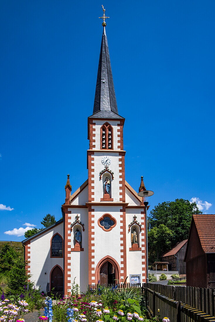 St. Antonius-Kirche in der Region Hessisches Kegelspiel, Nüsttal Rimmels, Rhön, Hessen, Deutschland