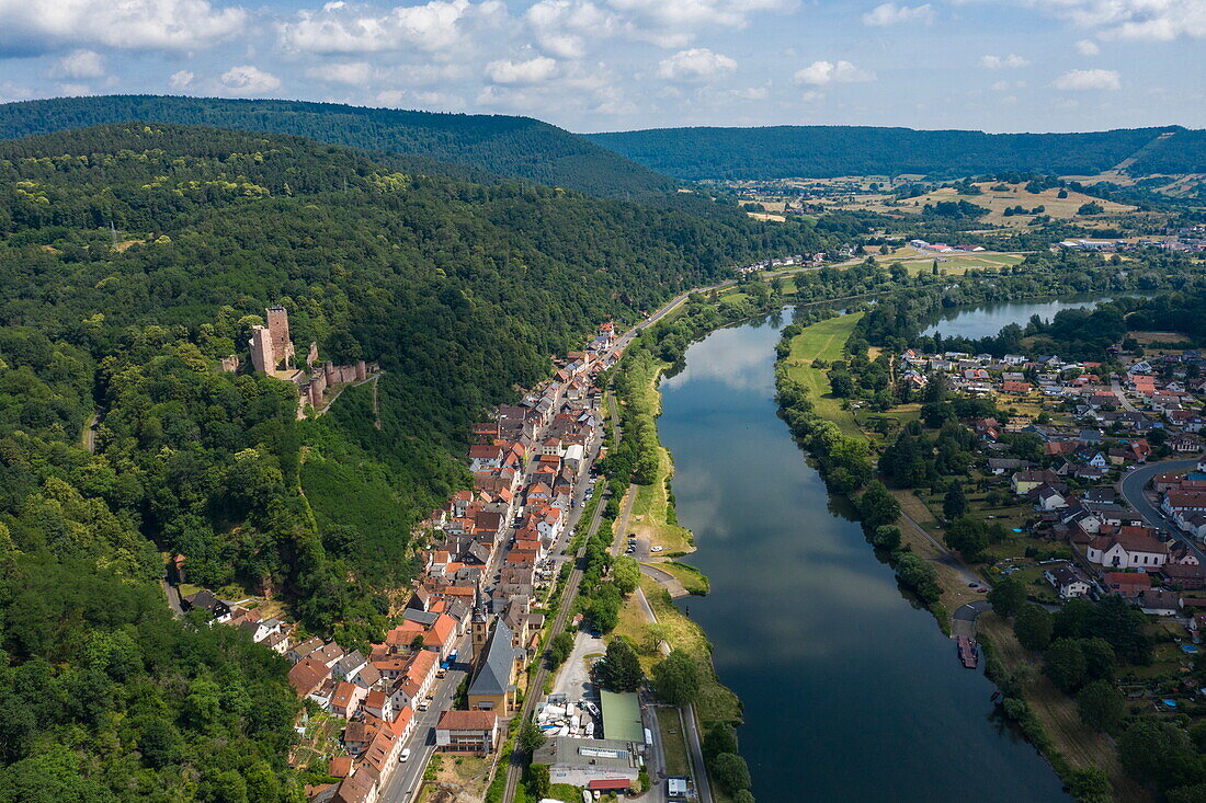 Aerial photos of Henneburg Castle, the city and the Main in the Spessart-Mainland region, Stadtprozelten, Franconia, Bavaria, Germany