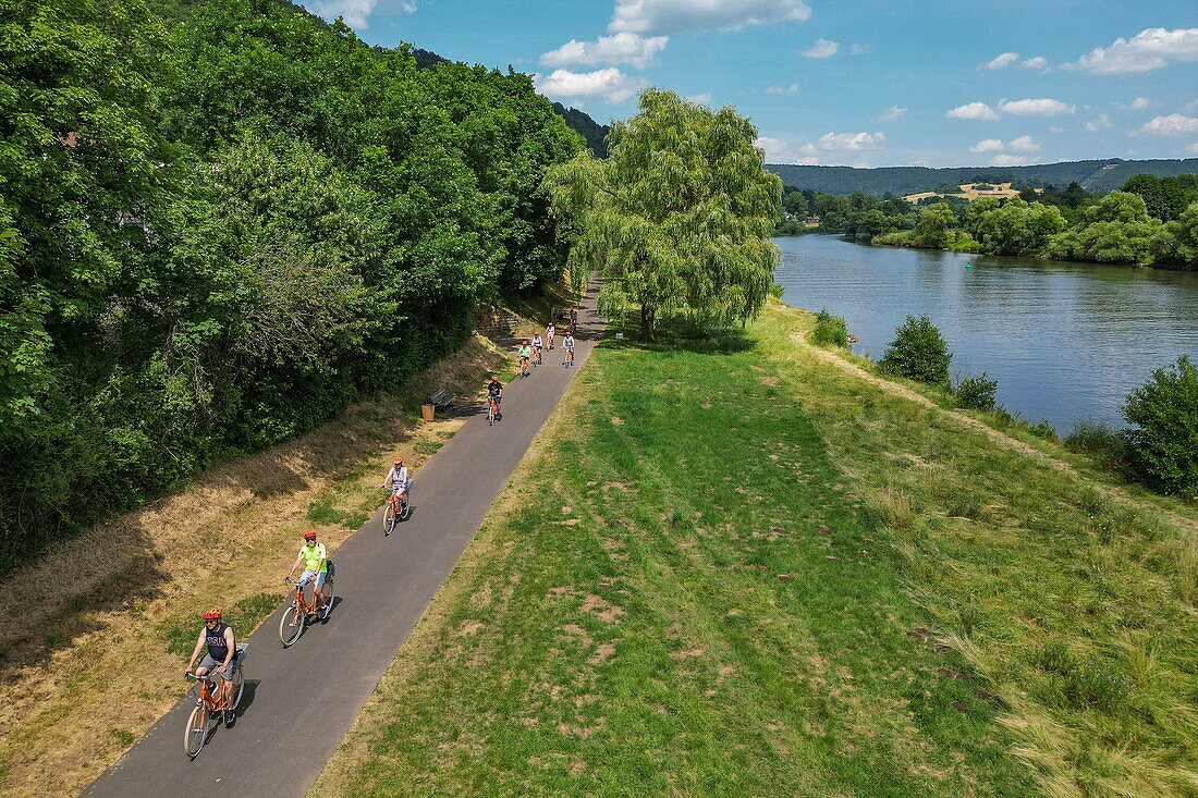 Aerial view of a group of cyclists on the Main cycle path along the Main in the Spessart-Mainland region, Stadtprozelten, Franconia, Bavaria, Germany