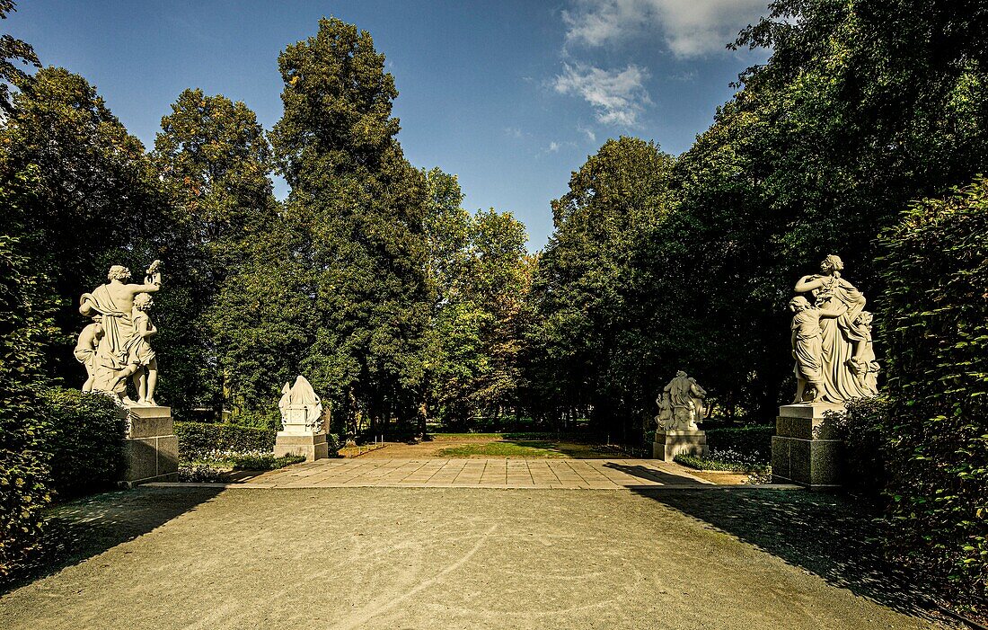 Figure group &quot;The Four Times of Day&quot; (1868) in the Schlossteichpark, Chemnitz, Saxony, Germany