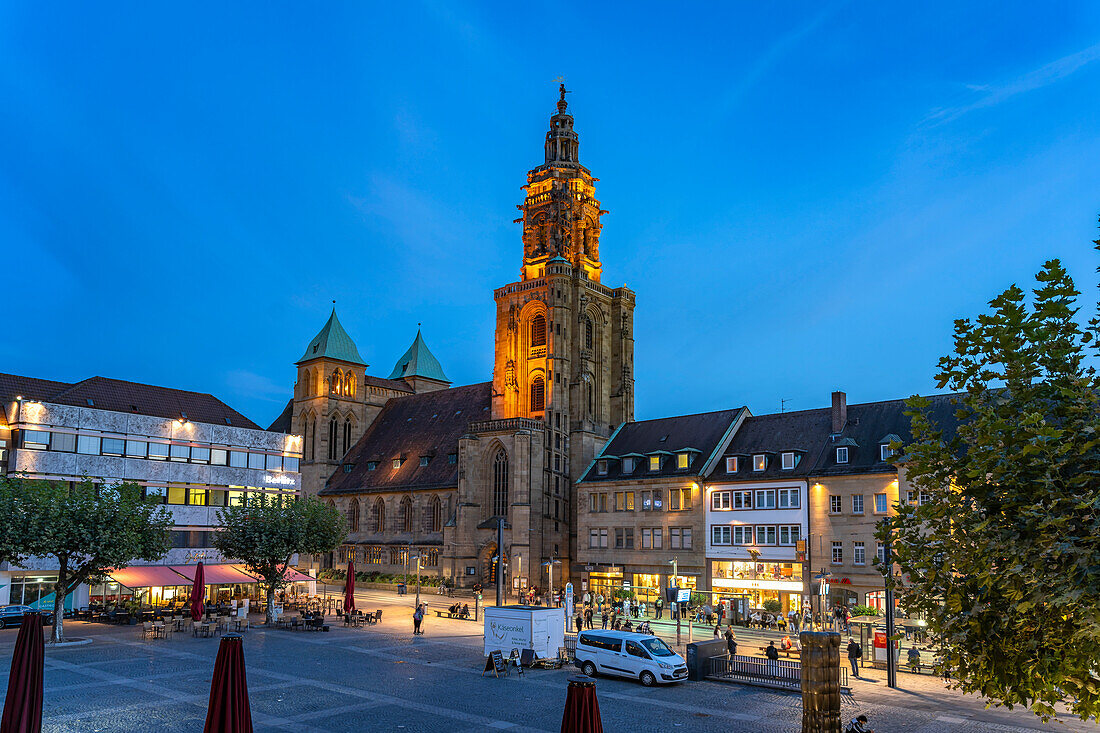 Die Kilianskirche in der Abenddämmerung, Heilbronn, Baden-Württemberg, Deutschland  