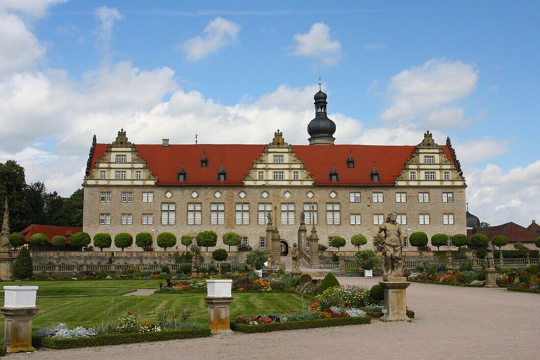 Schloss und Schlossgarten Weikersheim, Franken, Bayern, Deutschland