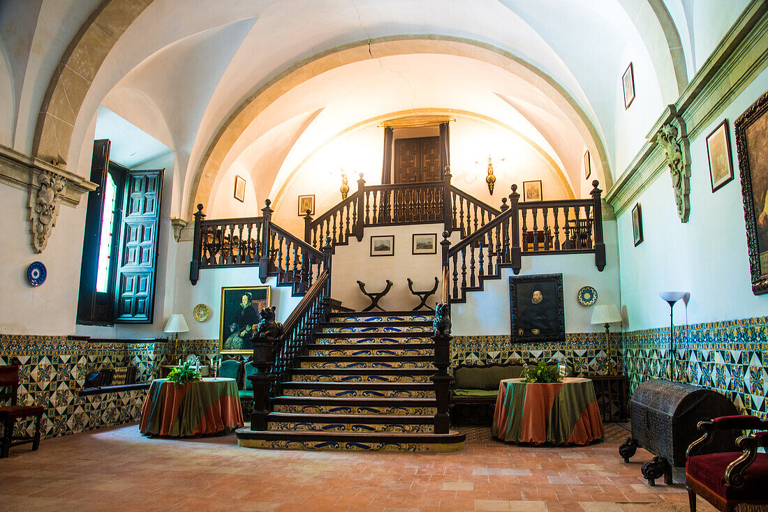 Monasteria de San Jeroni de Cotalba, monastery 1388 - 1800, famous, large meeting room, also for events, Valencia province, Spain