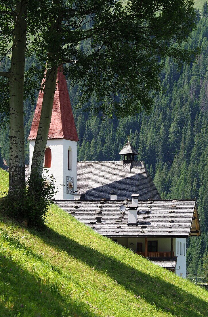 Pfarrkirche in St. Gertrude im oberen Ultental, Südtirol, Italien