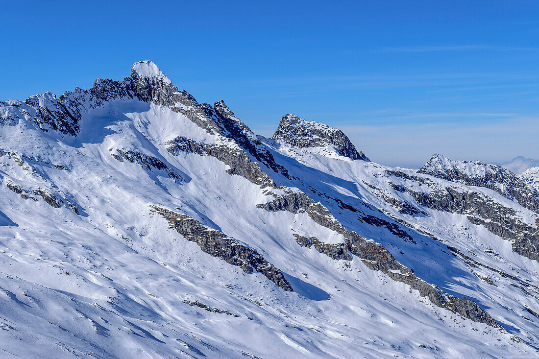 View from the Roßkarscharte to Sichelkopf and Weißkarkopf, Roßkarscharte, Hohe Tauern National Park, Zillertal Alps, Tyrol, Austria