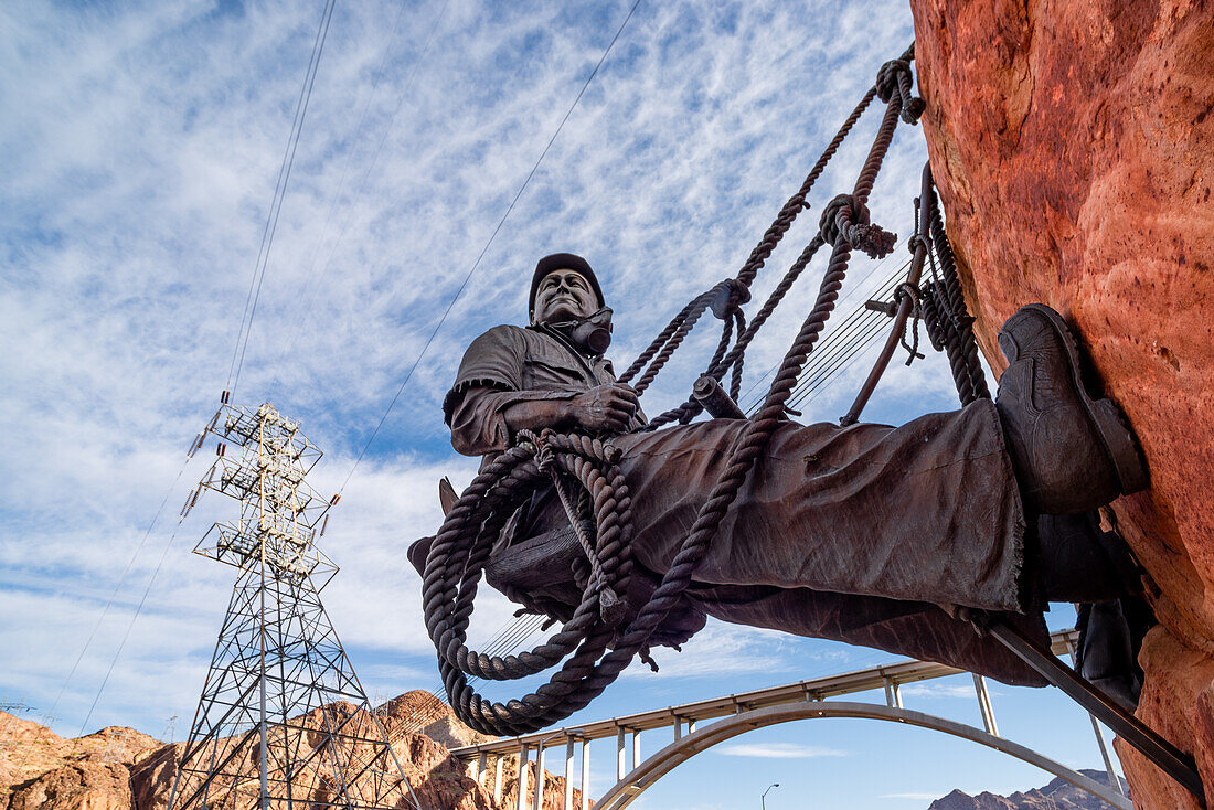 Statue der Arbeiter, die beim Bau des Kraftwerks Hoover Dam geholfen haben, USA