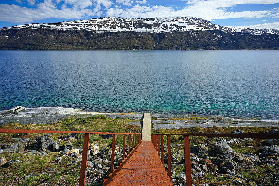 Norway, Hellaga rest area on Flostrandveien