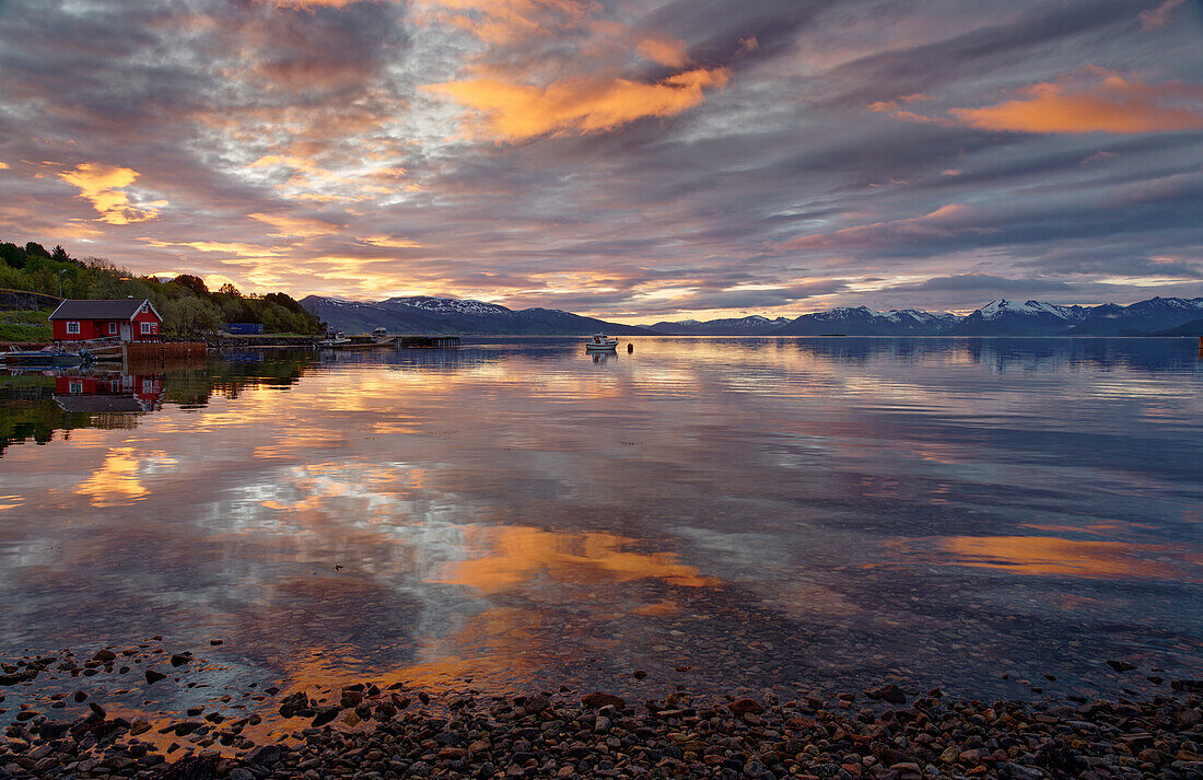 Norway, Vesteralen, Langoya Island, midnight atmosphere at the Fiskefjord near Kvitnes