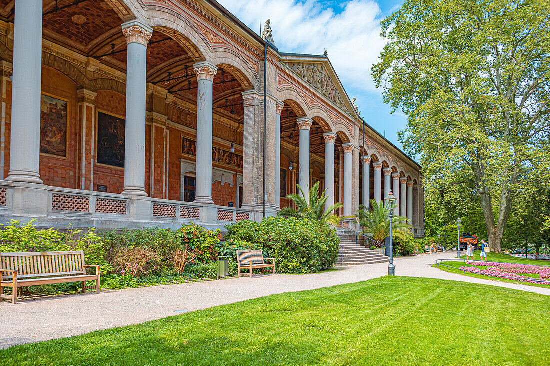 Trinkhalle im Kurpark in Baden-Baden, Baden-Wuerttemberg, Deutschland