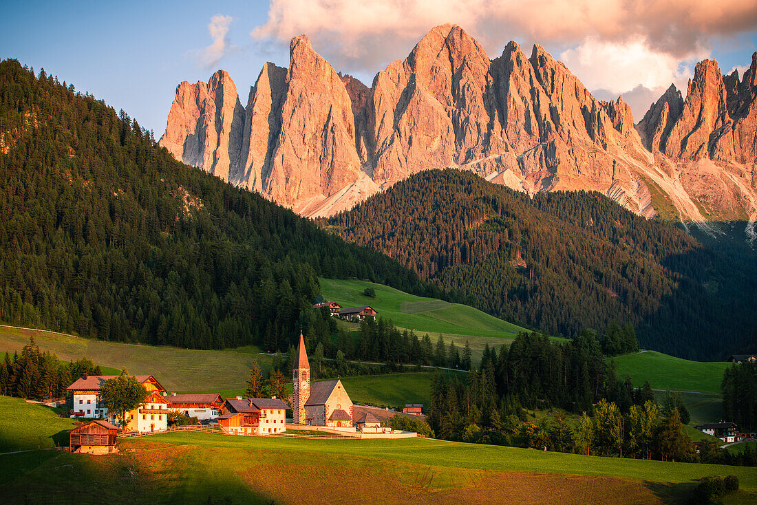 St Magdalena Kirche, Dolomiten, Südtirol, Italien