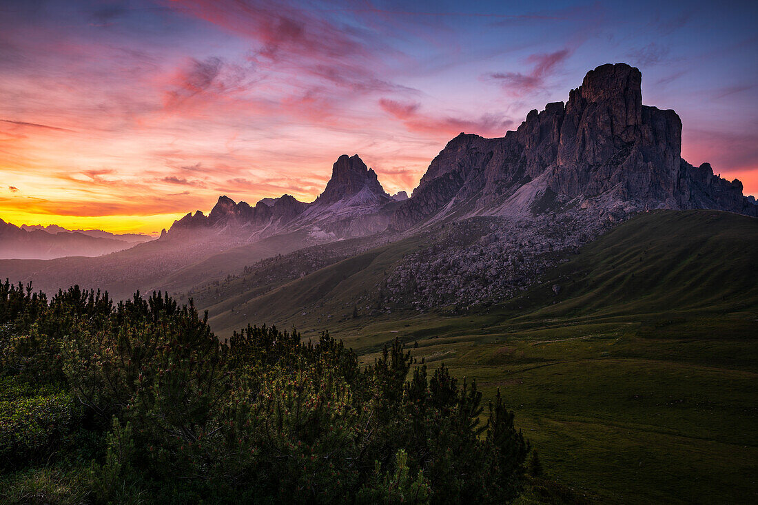 Passo Giau bei Sonnenuntergang, Dolomiten, Südtirol, Italien