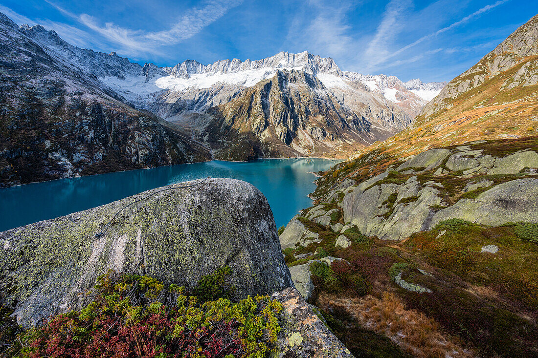 Autumn morning in the Alps; Switzerland, Canton of Uri, Göscheneralp