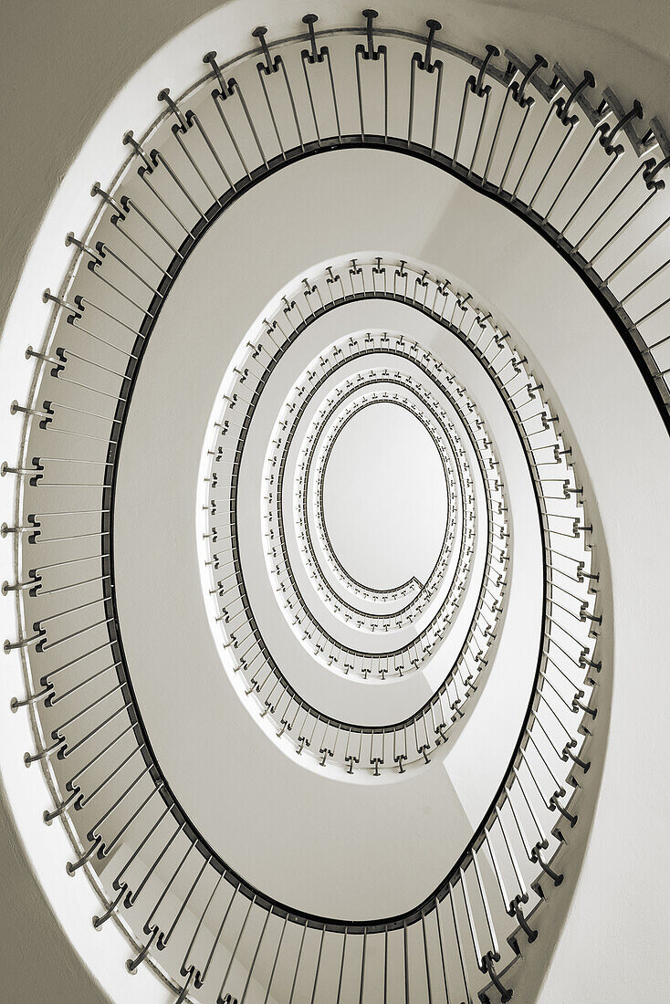 upward spiral; Switzerland, Canton of Zurich, Zurich