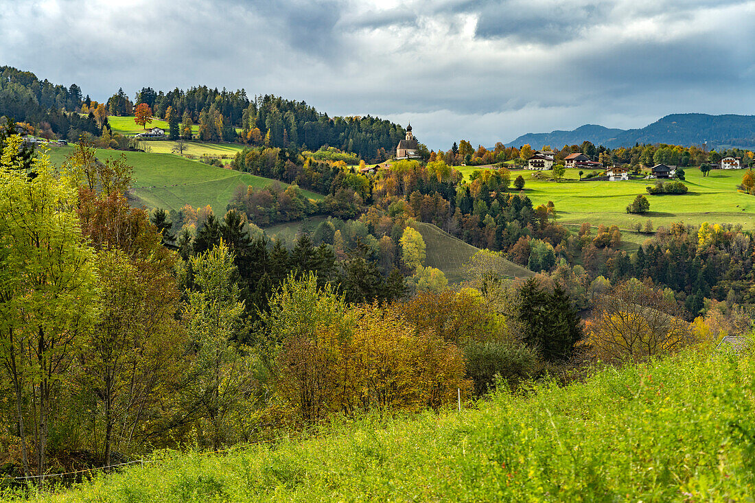 Landschaft bei St. Konstantin, Völs am Schlern, Südtirol, Italien, Europa 