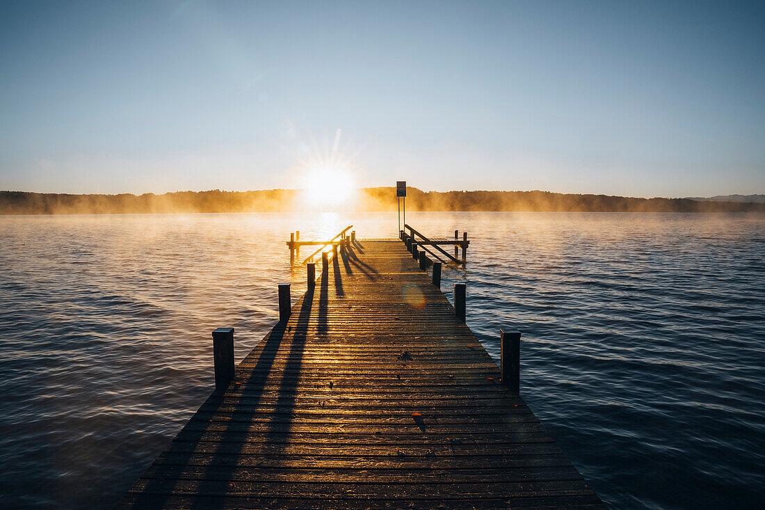 Autumn morning at Lake Starnberg