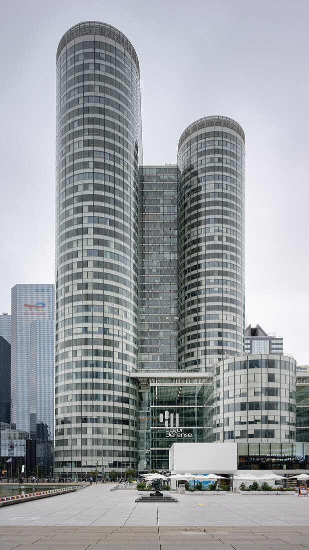 Modernes Hochhausviertel La Défense in Paris, Île-de-France, Frankreich, Europa