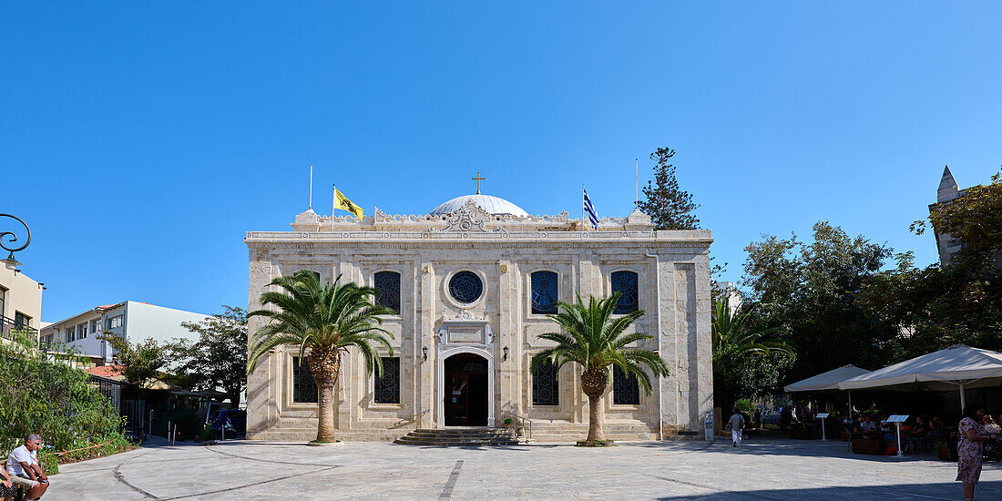 Ehemalige Moschee aus dem 19. Jh., die heute eine griechisch-orthodoxe Kirche ist, die dem heiligen Titus gewidmet ist, Heraklion, Kreta, Griechenland