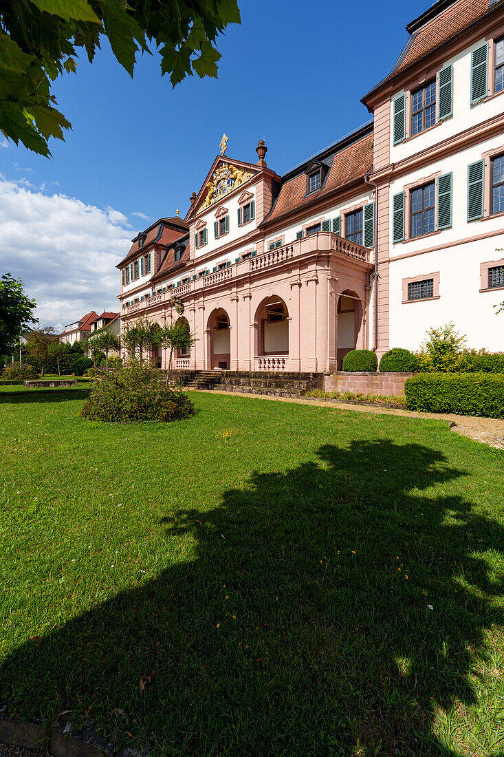 Castle garden at the Kellereischloss or also known as the Red Castle in the wine town of Hammelburg, Bad Kissingen district, Lower Franconia, Franconia, Bavaria, Germany