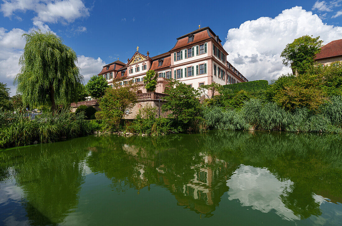 Das Kellereischloss oder auch Rotes Schloss in der Weinstadt Hammelburg, Landkreis Bad Kissingen, Unterfranken, Franken, Bayern, Deutschland