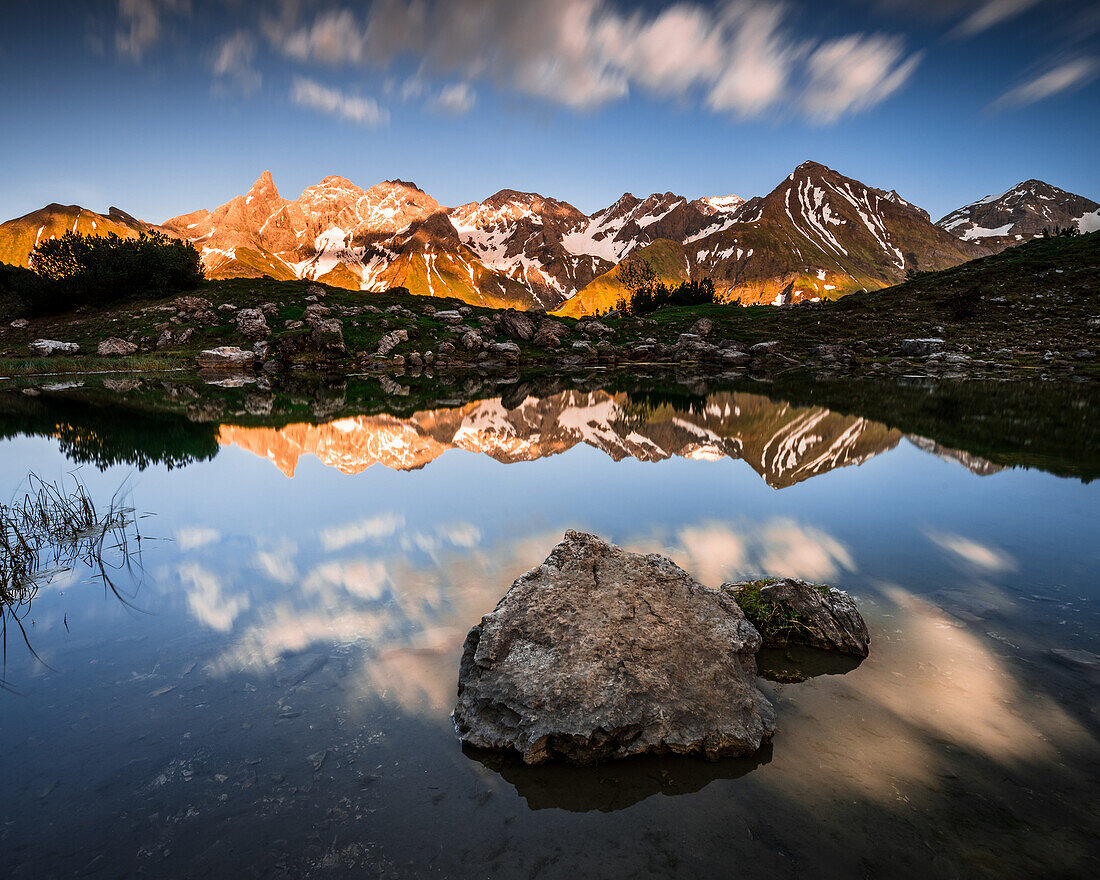 Guggersee at sunset, Allgäu, Oberstdorf, Germany