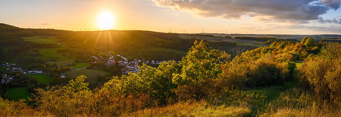 Panorama am Stolzenberger Panoramaweg, Rheinland-Pfalz, Deutschland