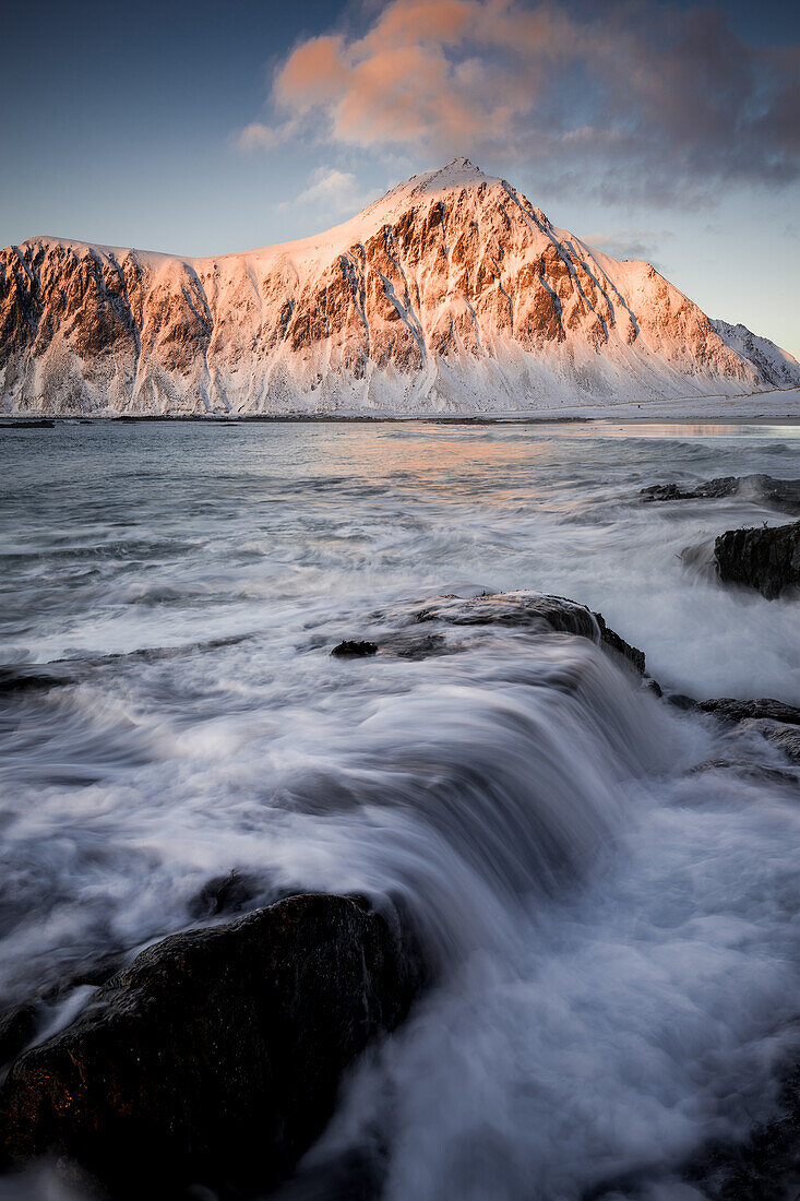 Flakstad Beach auf den Lofoten, Norwegen