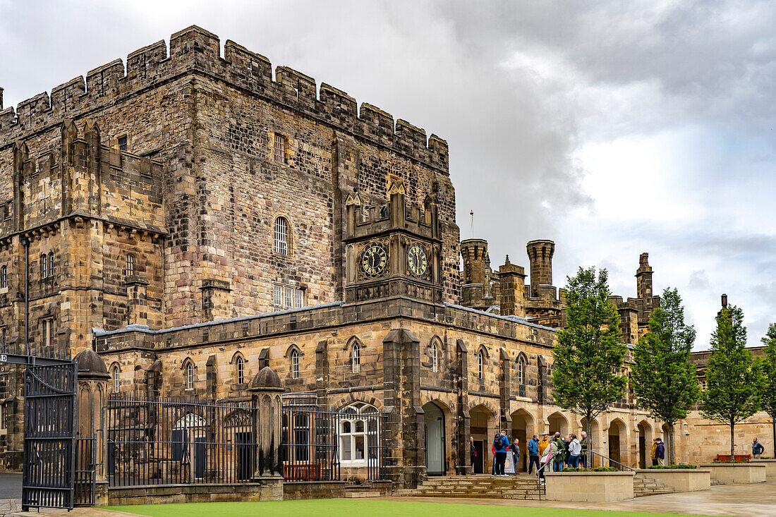 Lancaster Castle in Lancaster, Lancashire, England, Großbritannien, Europa