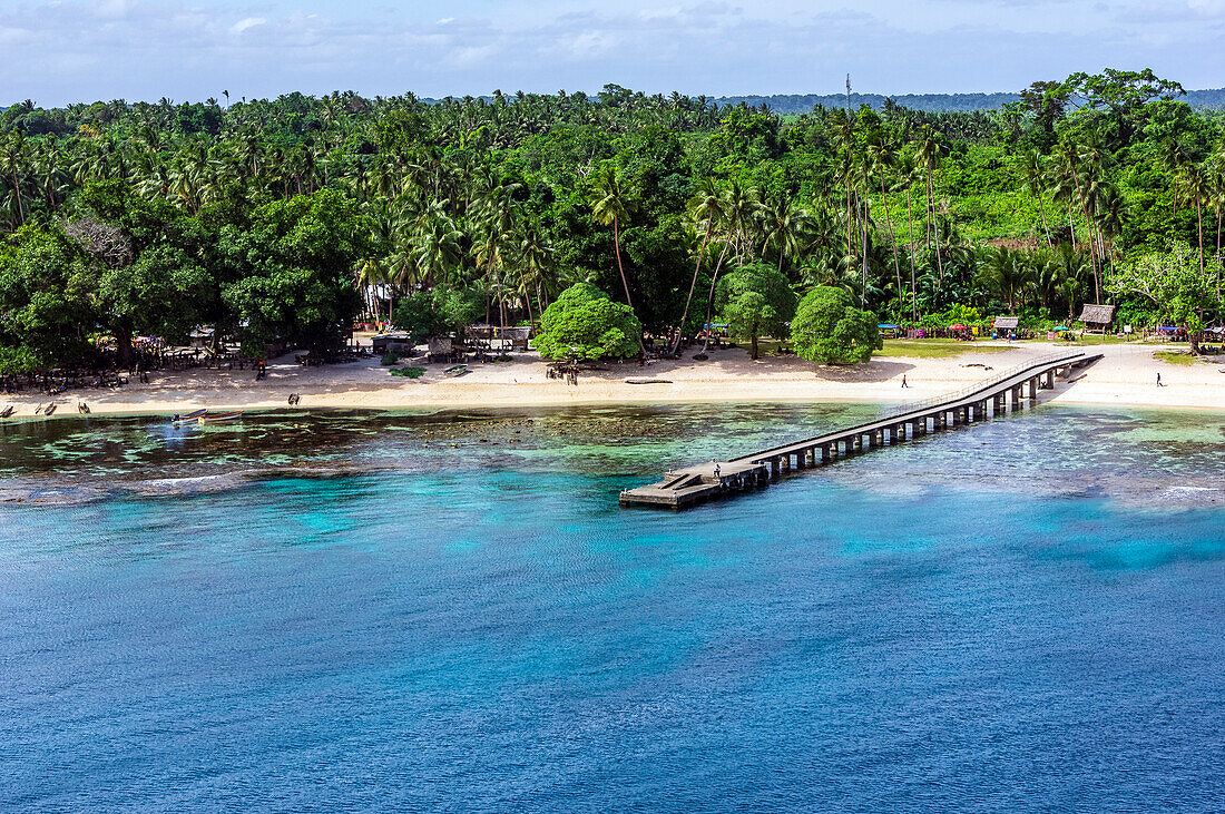 The Conflict Islands (also Conflict Atoll) an atoll in the Solomon Sea. Politically they belong to the Milne Bay Province in the southeast of Papua New Guinea.