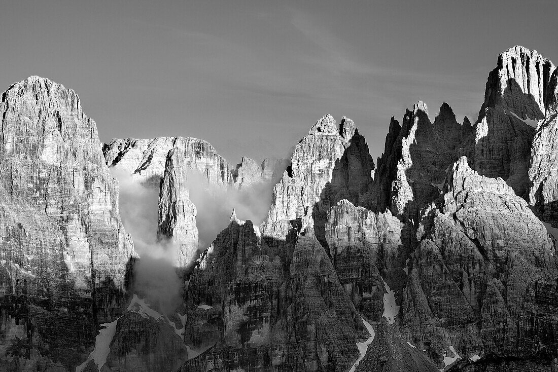 Felszacken der Brentagruppe, vom Croz dell' Altissimo, Brenta, Dolomiten, UNESCO Weltnaturerbe, Trentino, Italien 