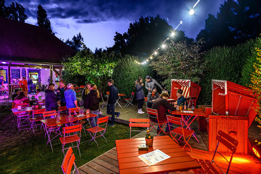  Surf hostel with tiki bar, pizzeria, tree house and tiny house, Ummanz, Rügen, Baltic Sea coast, Mecklenburg Western Pomerania, Germany 