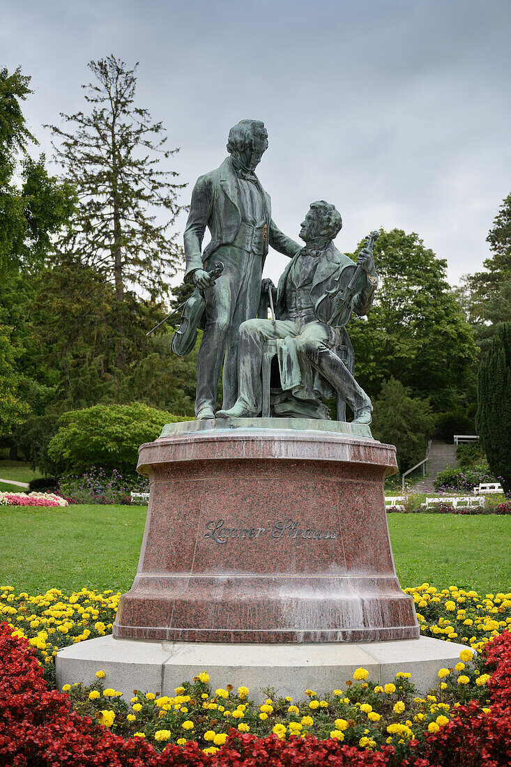  UNESCO World Heritage Site &quot;The Important Spa Towns of Europe&quot;, Lanner and Strauss Monument in the Kurpark, Baden near Vienna, Lower Austria, Austria, Europe 