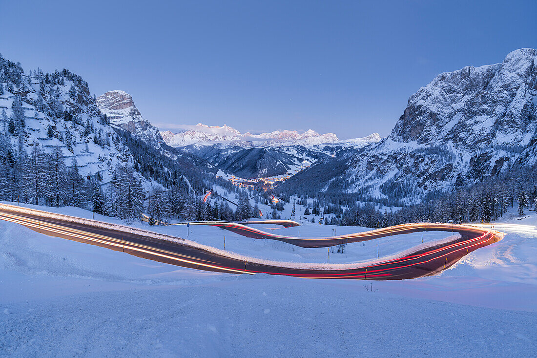  View to Tofane di Rozes, Colfosco, Gardena Pass, Passo Gardena, South Tyrol, Alto Adige, Italy 