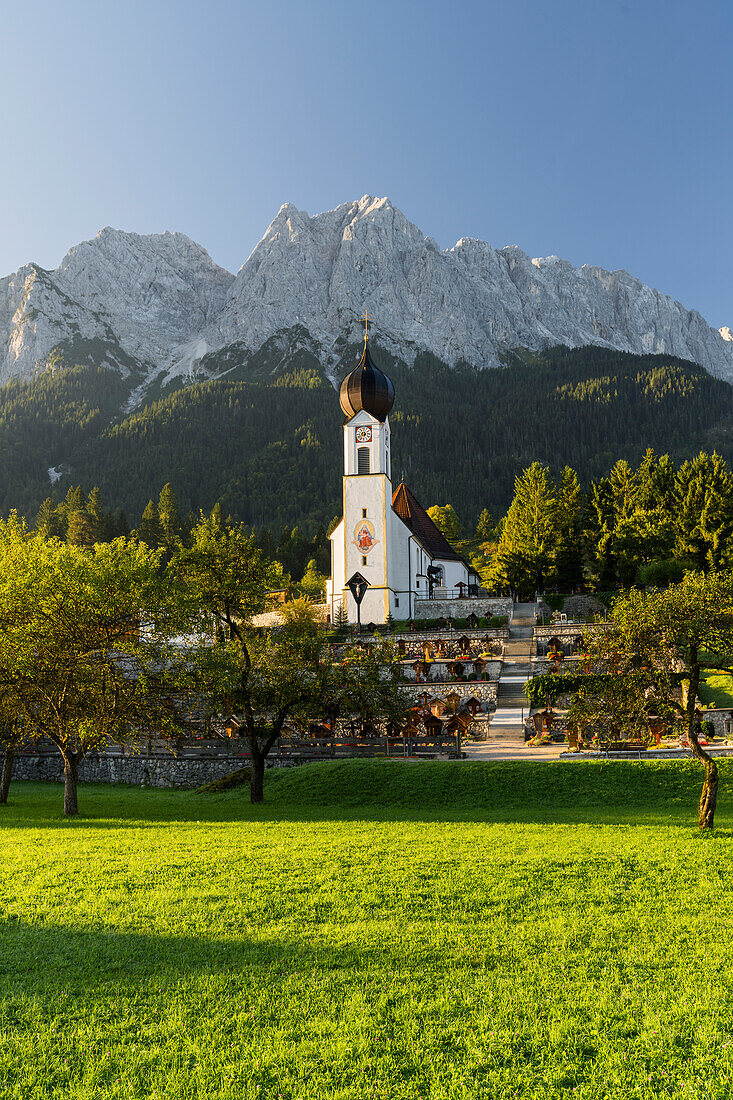 Kirche Obergrainau, Grainau, Waxenstein, Wettersteingebirge, Werdenfelser Land, Bayern, Deutschland