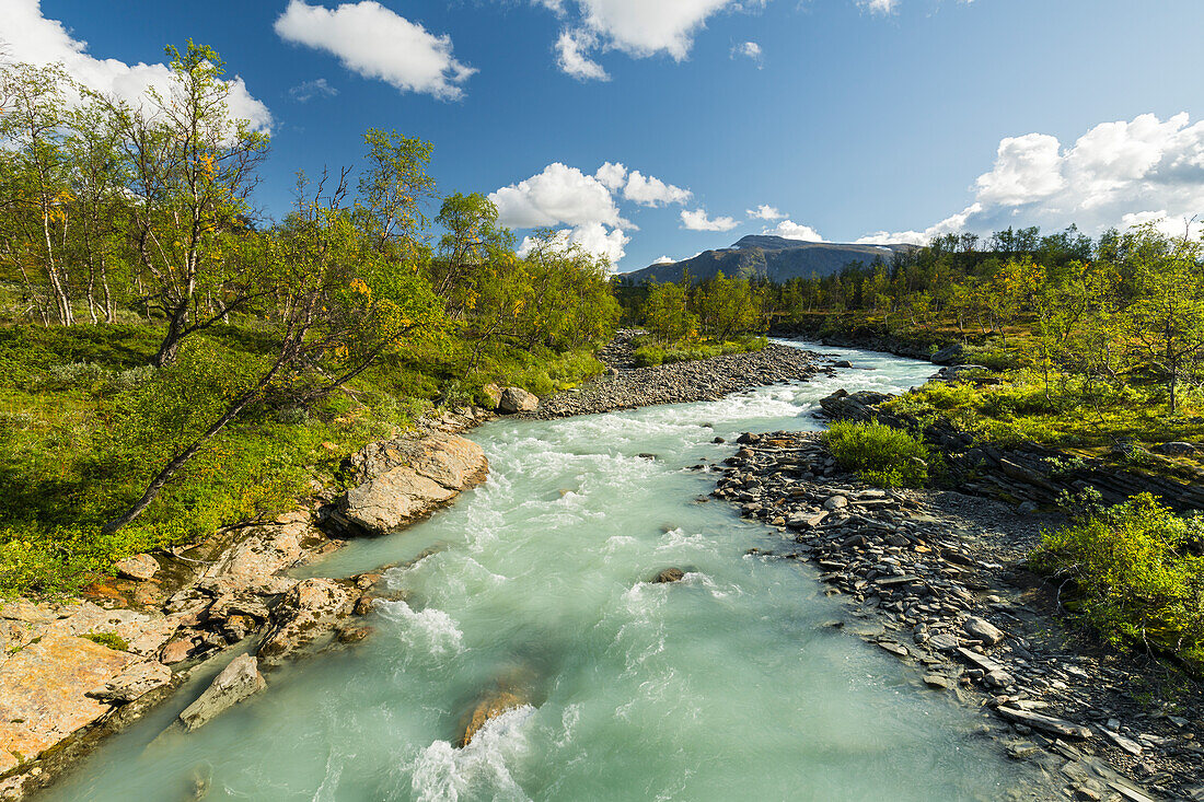  Sjnjuvtjudisjahka river, Sarek National Park, Lapland, Sweden, Europe 