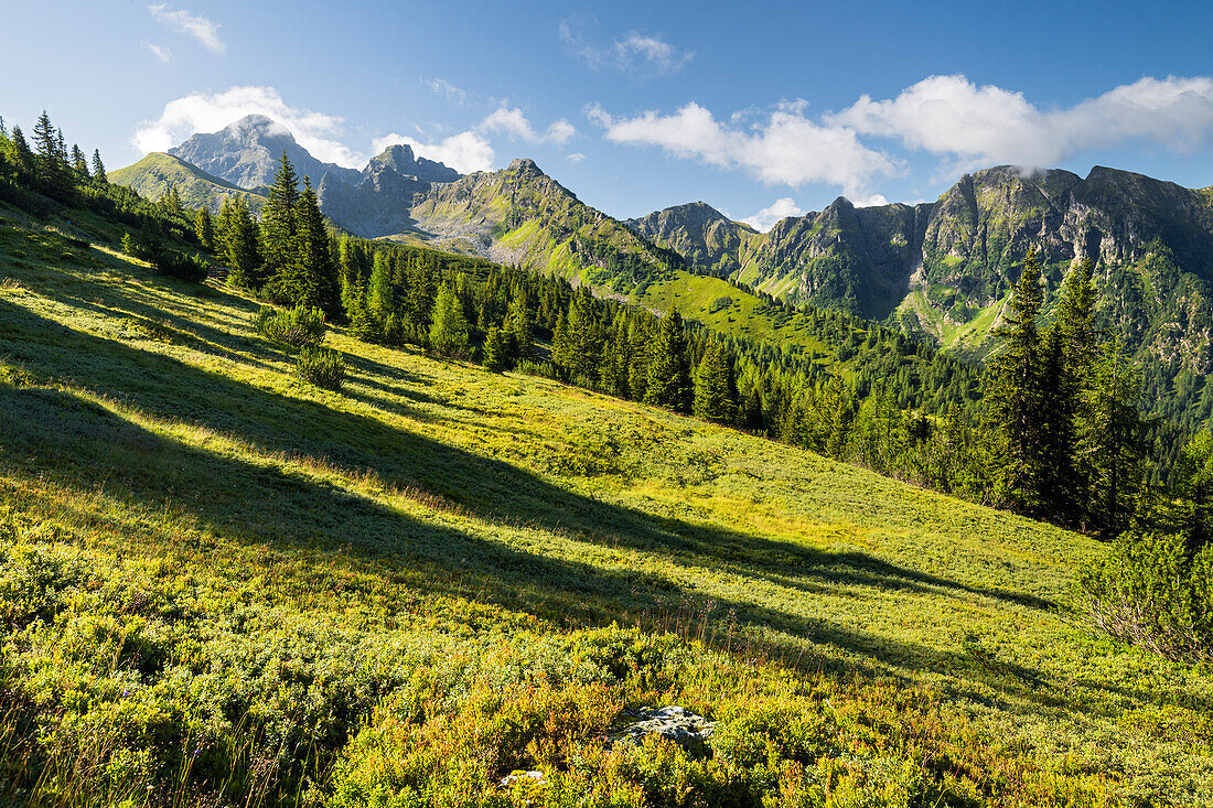 Blick vom Hauser Kaibling in die Schladminger Tauern, Steiermark, Österreich