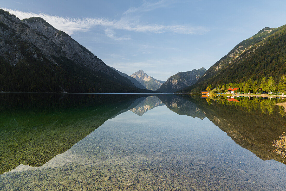 Plansee, Reutte, Ammergauer Alpen, Tirol, Österreich