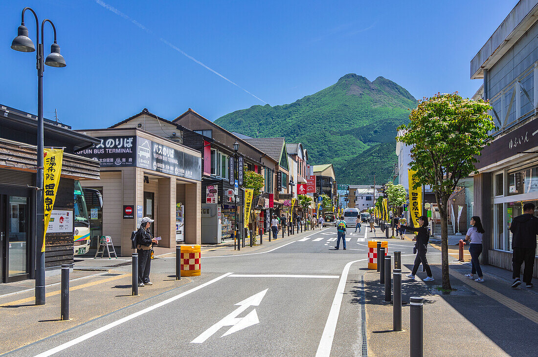The town of Yufuin is located in the north of the island of Kyushu in Oita Prefecture.