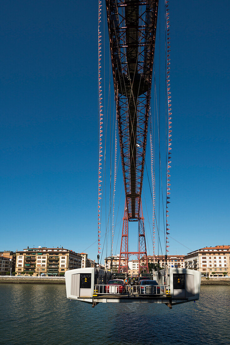 Schwebefähre unter der Biskaya Brücke Puente de Vizcaya, UNESCO Weltkulturerbe, Bilbao, Provinz Bizkaia, Baskenland, Spanien