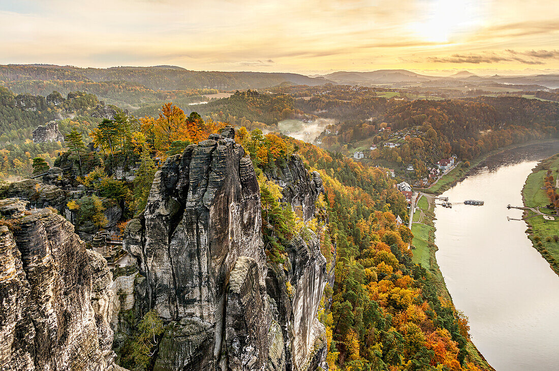 View from Basteifelsen on an autumn morning, Saxon Switzerland, Saxony, Germany