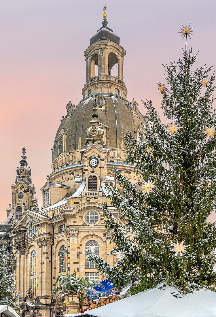 Dresdner Frauenkirche im Winter, Dresden, Sachsen, Deutschland