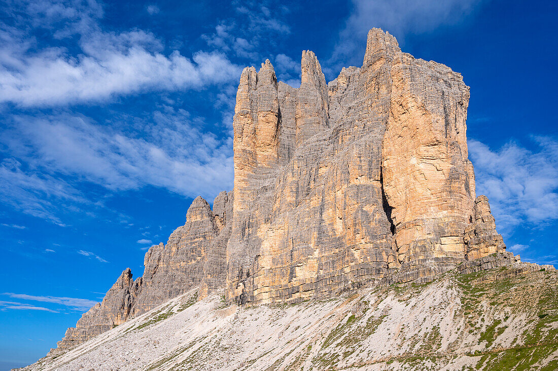 Drei Zinnen seen from the Paternsattel, Province of Belluno, Alto Adige, South Tyrol, Alps, Dolomites, Ampezzo Dolomites Nature Park, Sesto Dolomites, Veneto, Veneto, Italy